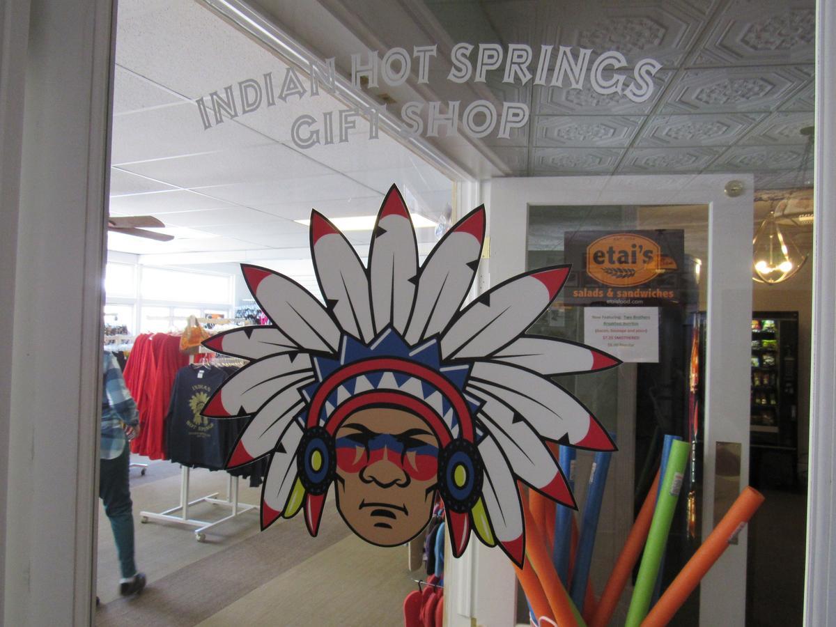 Hôtel Indian Hot Springs à Idaho Springs Extérieur photo